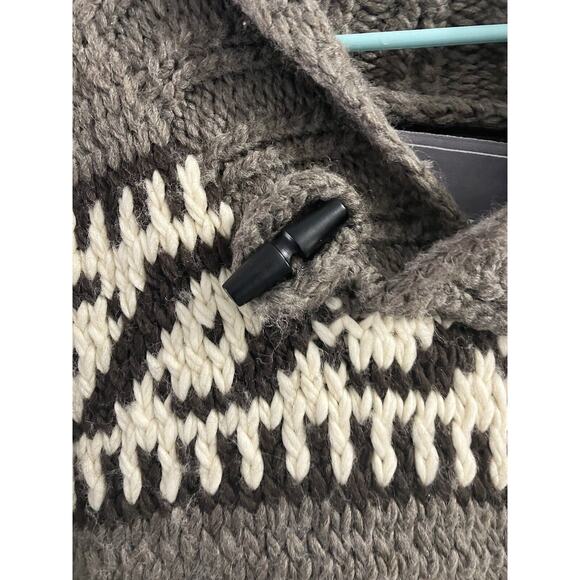 American Eagle Outfitters Sweater Mens Sz L Acrylic Wool Blend Chunky Knit Logo - Picture 2 of 6